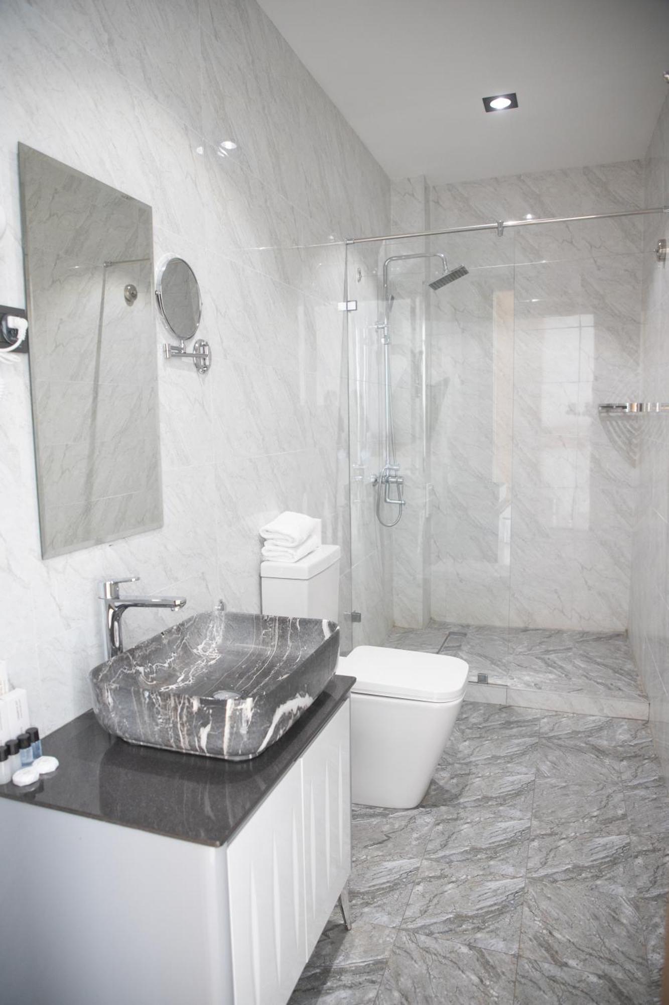 Hotel Marwa Tashkent Pool&Spa エクステリア 写真