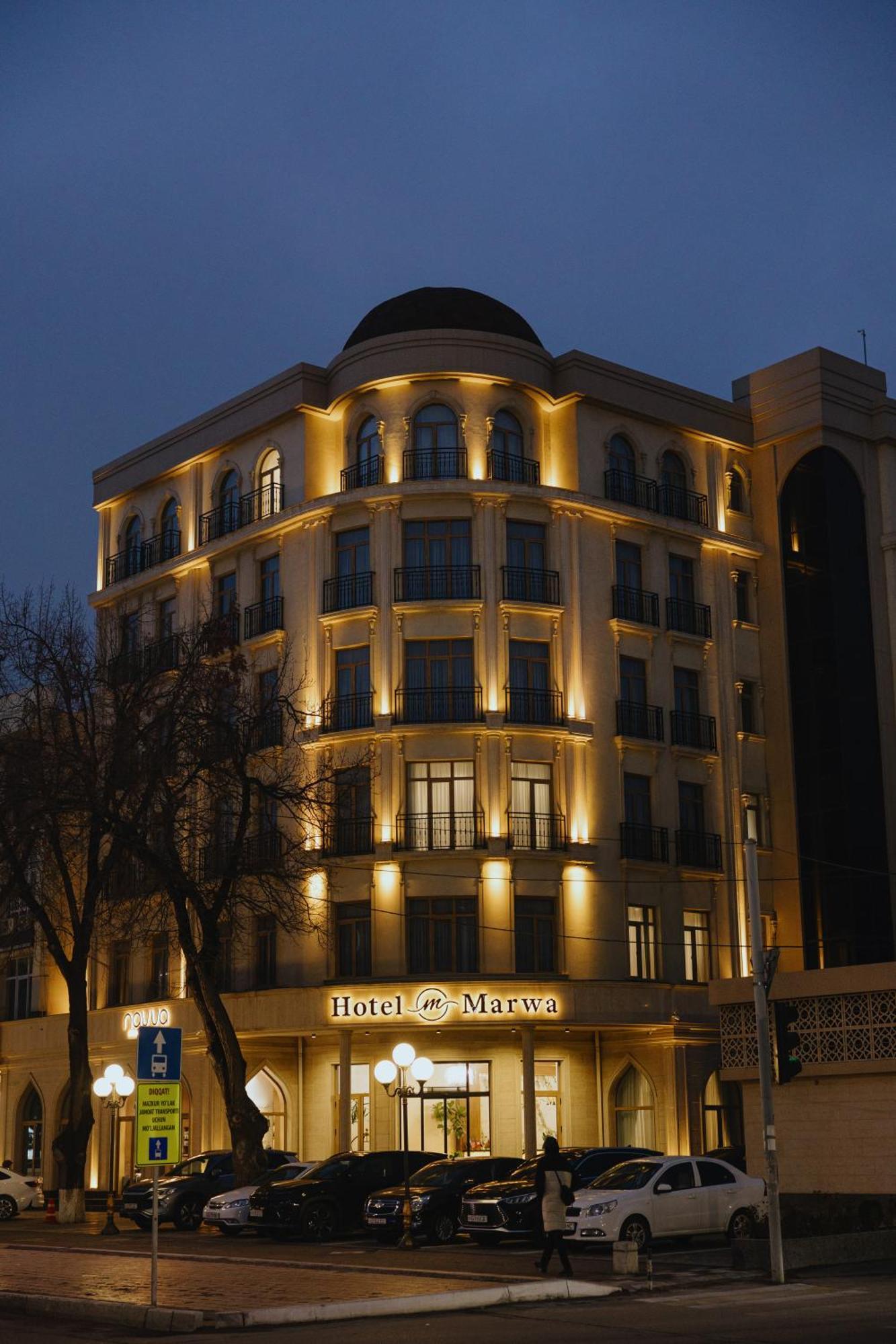 Hotel Marwa Tashkent Pool&Spa エクステリア 写真